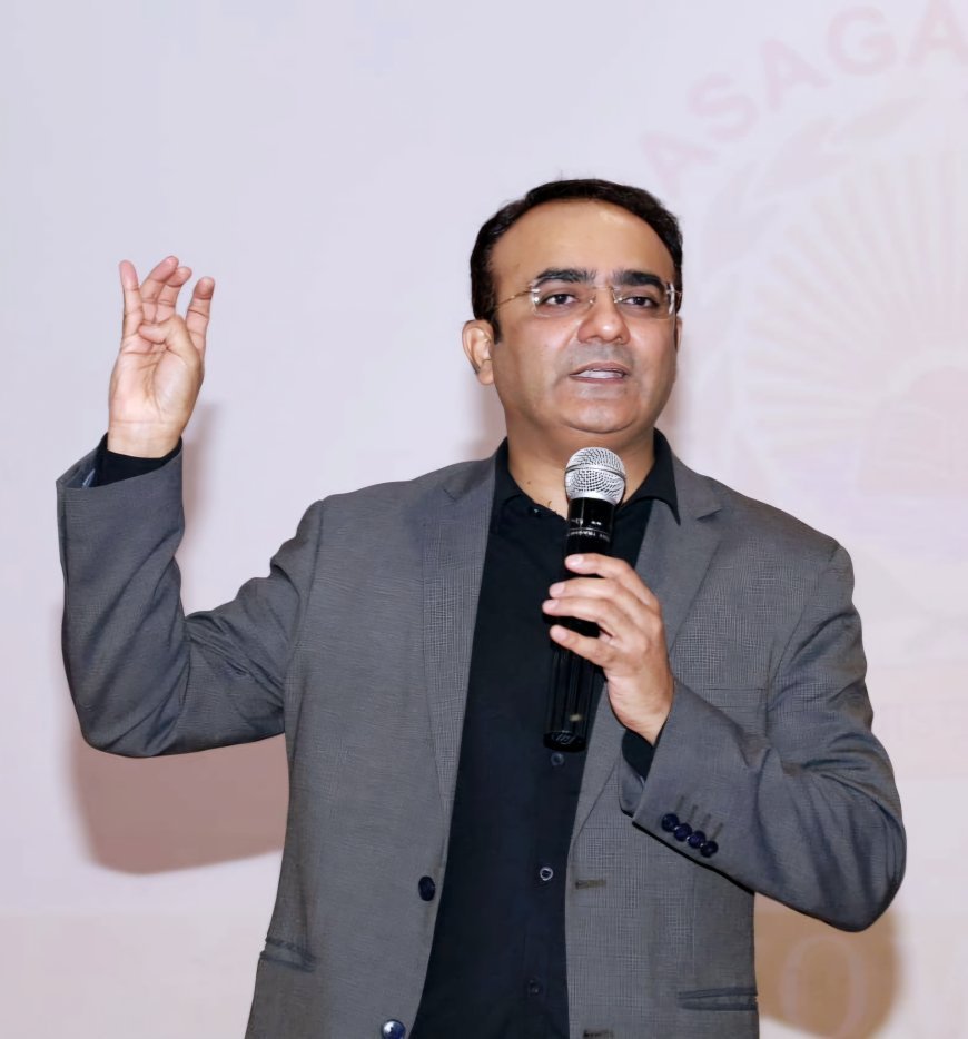 डॉ अमित सोलंकी ने स्क्रीन एडिक्शन विषय पर परिचर्चा की