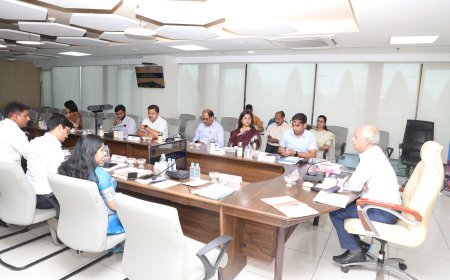 Institution for Destitute and Disabled People to Be Developed in Every District of the Division  Gaushalas to Become Economically Self-Reliant Through Public Participation  Collectors Conference Concludes Under the Chairmanship of Divisional Commissioner Deepak Singh  Divisional Commissioner Issues Instructions to Resolve Revenue Cases with Quality