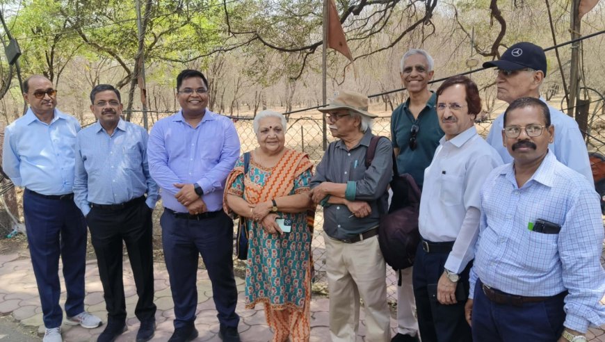 Proposal to Develop Polo Ground Area as Nature Park Discussed with Indore Municipal Commissioner