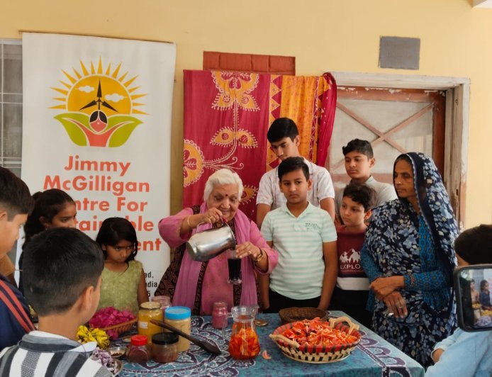 From petals to powders: Indore's village Sanawadiya turns to nature for Holi hues