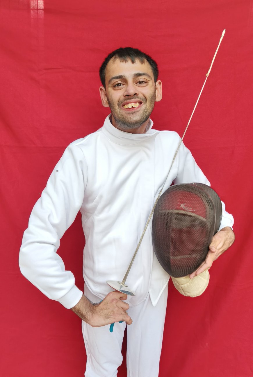 Historic strike: Indore’s first national para fencers