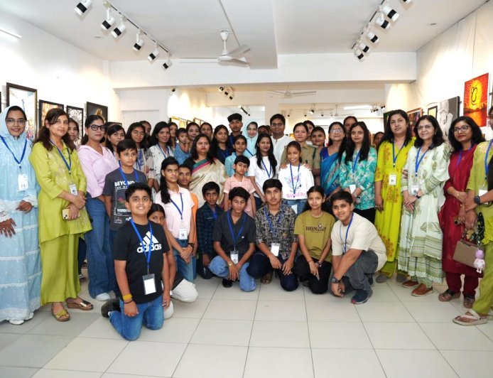 Vibrant Hues of ‘Kala Ke Rang’ National Art Exhibition Light Up Indore on World Art Day