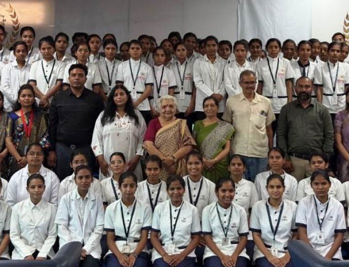पर्यावरण संरक्षण केवल जागरूकता तक सीमित नहीं है, बल्कि यह जलवायु कार्रवाई के प्रति हमारी जिम्मेदारी भी है