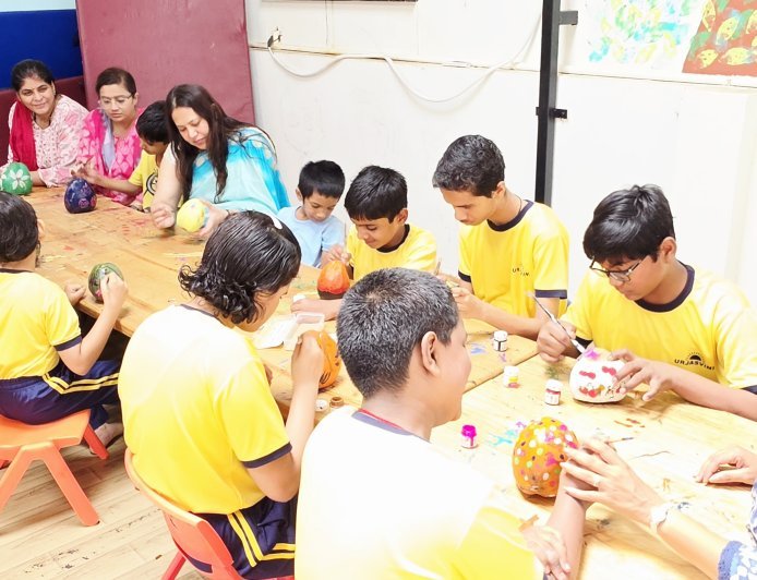 Urjasvini Special School organises ‘waste to best’ workshop to teach 3Rs