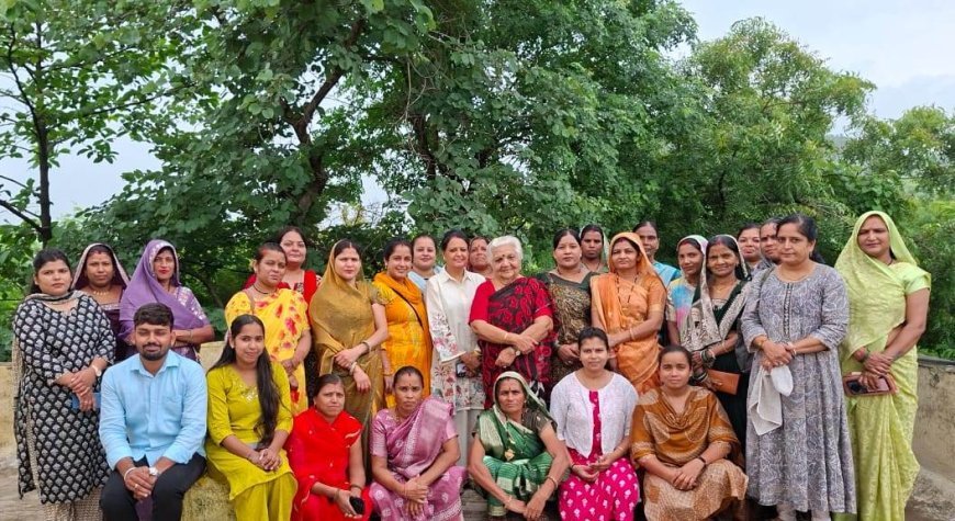 Women from Self-Help Groups Learn "Sustainable Livelihood" from Janak Didi